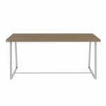 Skandynawski stół wykonany na zamówienie z drewnianym blatem i solidną metalową podstawą w kolorze białym